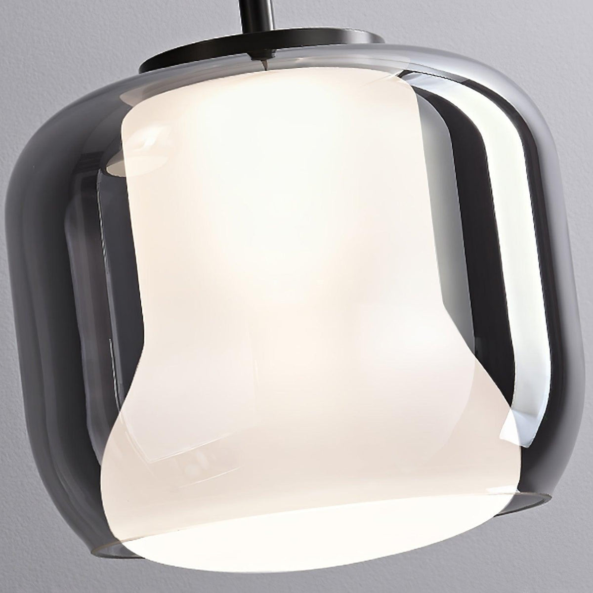 Absolud pendellampa i glas