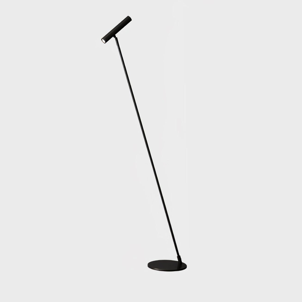 Ririxy-minimalistinen lattiavalaisin