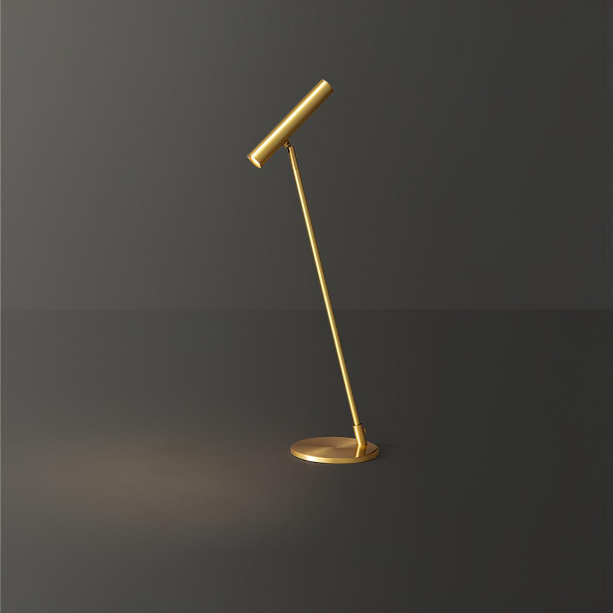 Anor minimalistisk bordlampe