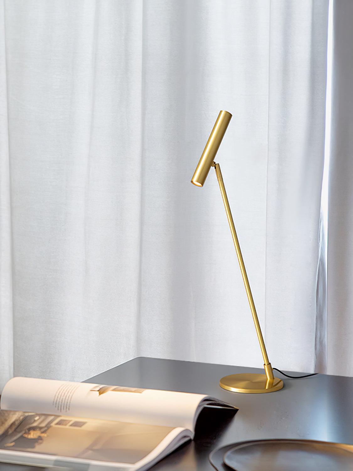 Anor minimalistisk bordlampe