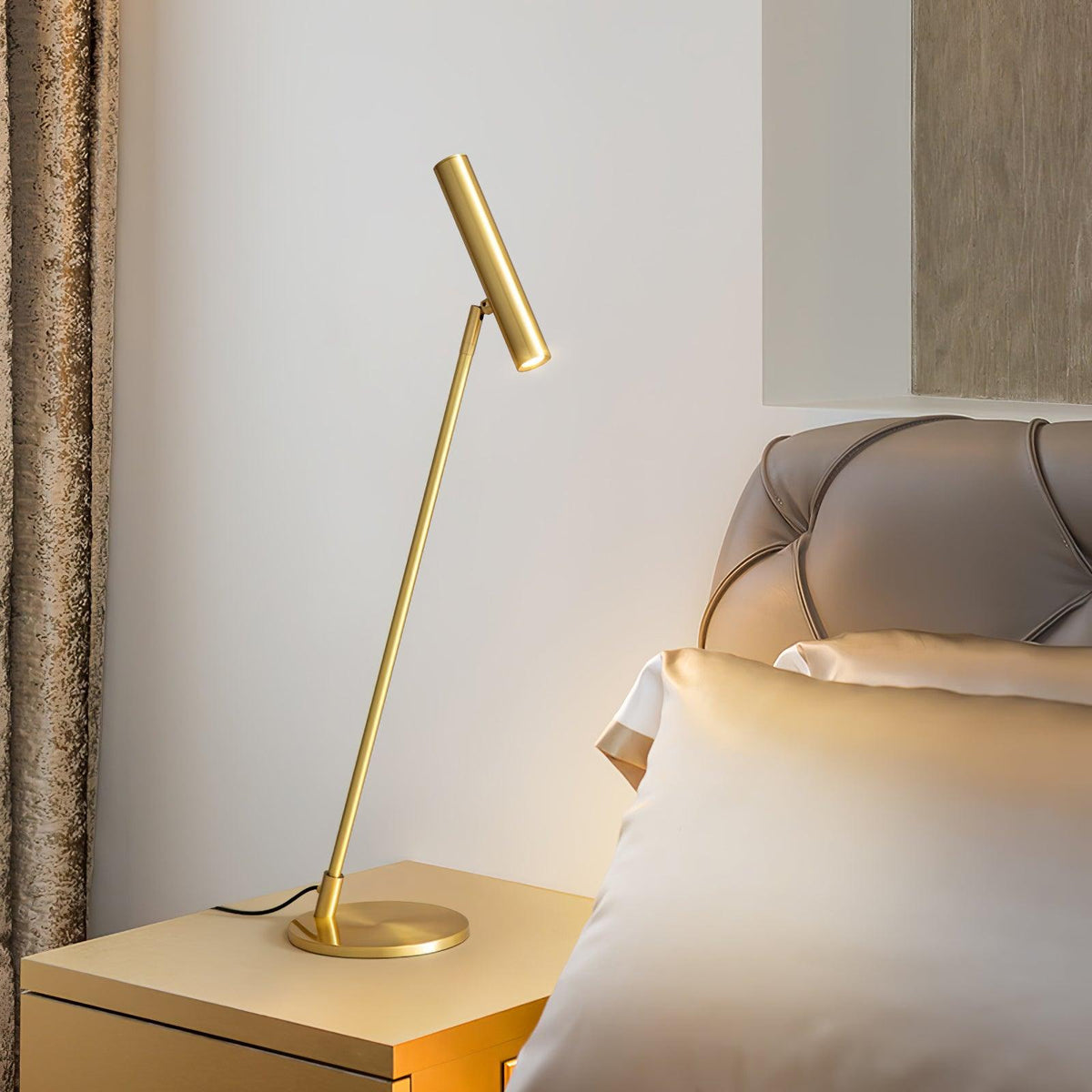 Anor minimalistisk bordlampe