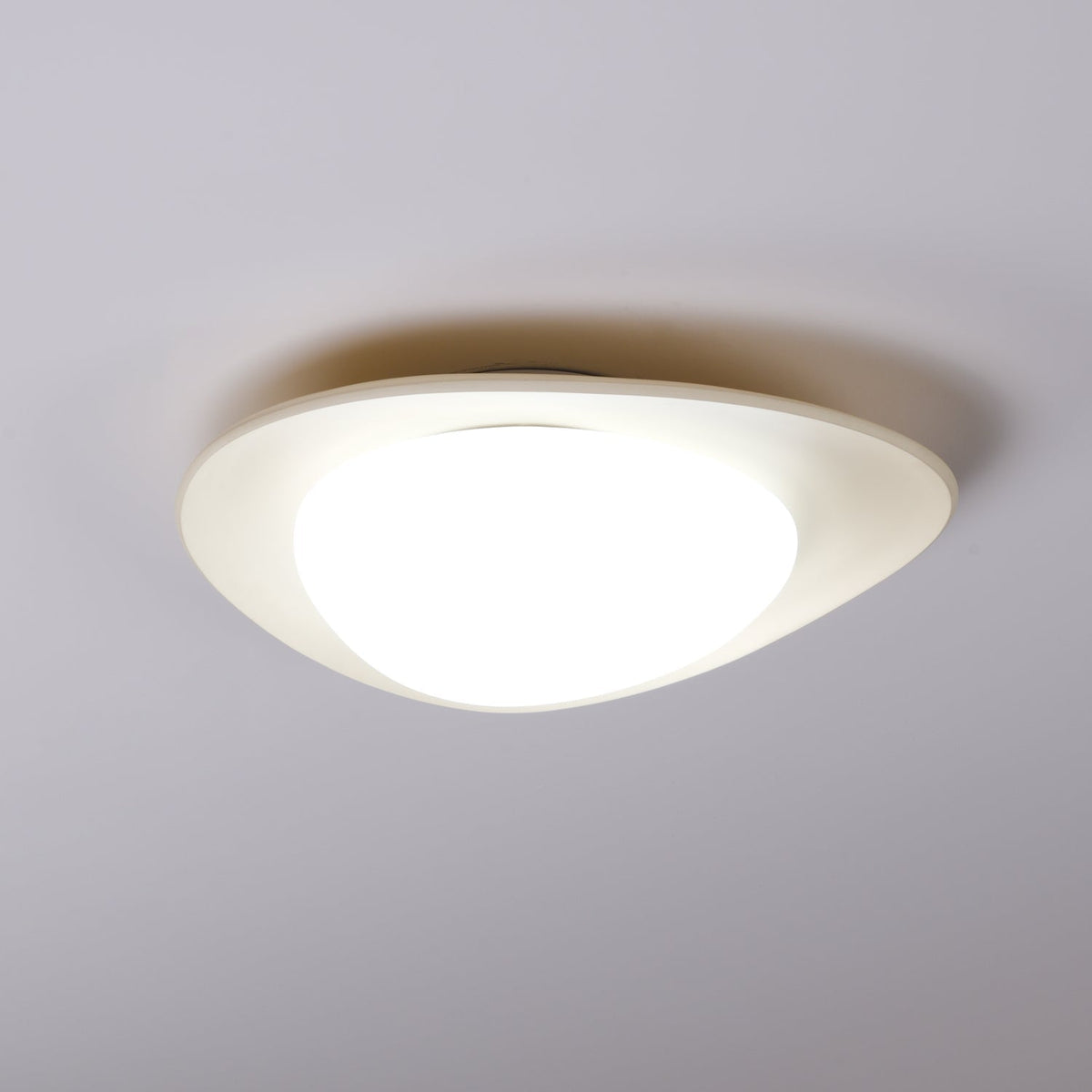 Blexin vihreä ja beige, kivimäinen kattovalaisin