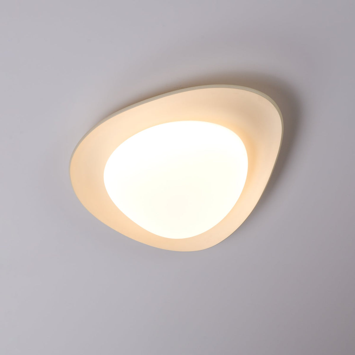 Blexin vihreä ja beige, kivimäinen kattovalaisin