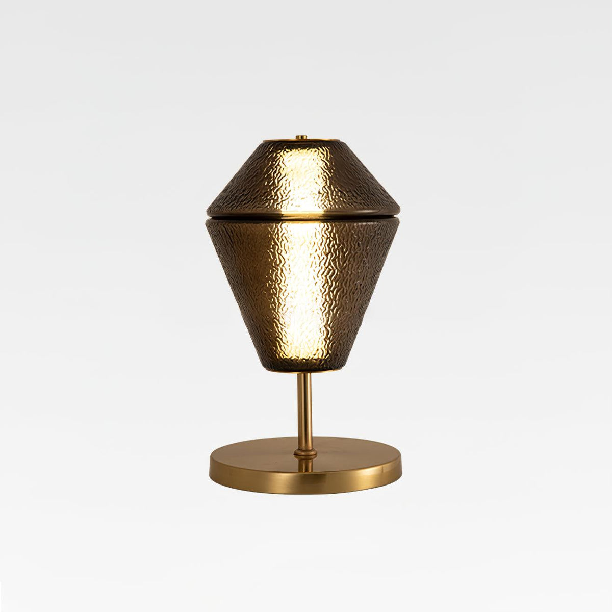 Noraiella moderne bordlampe