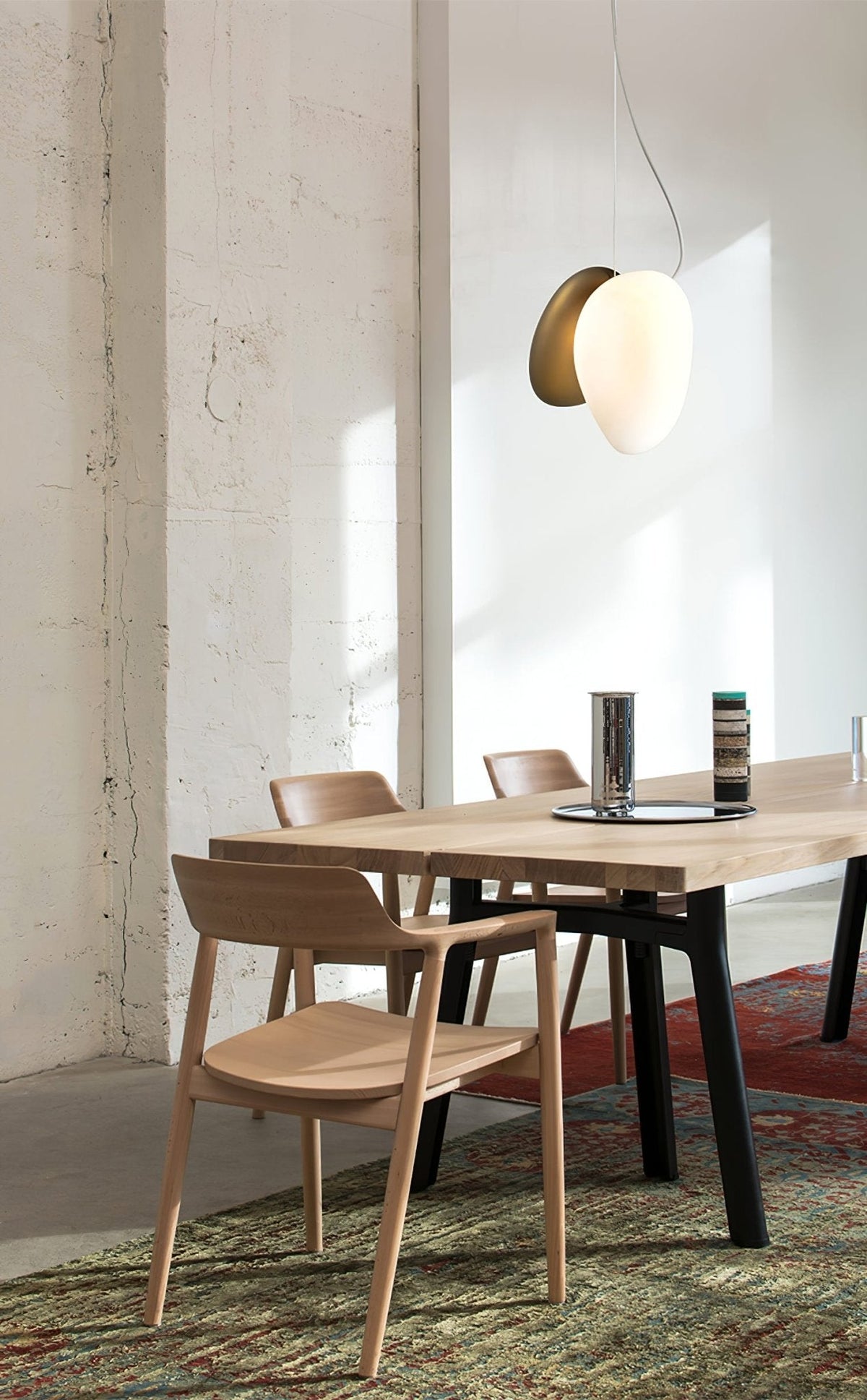 Mervan pendellampe i matteret glas