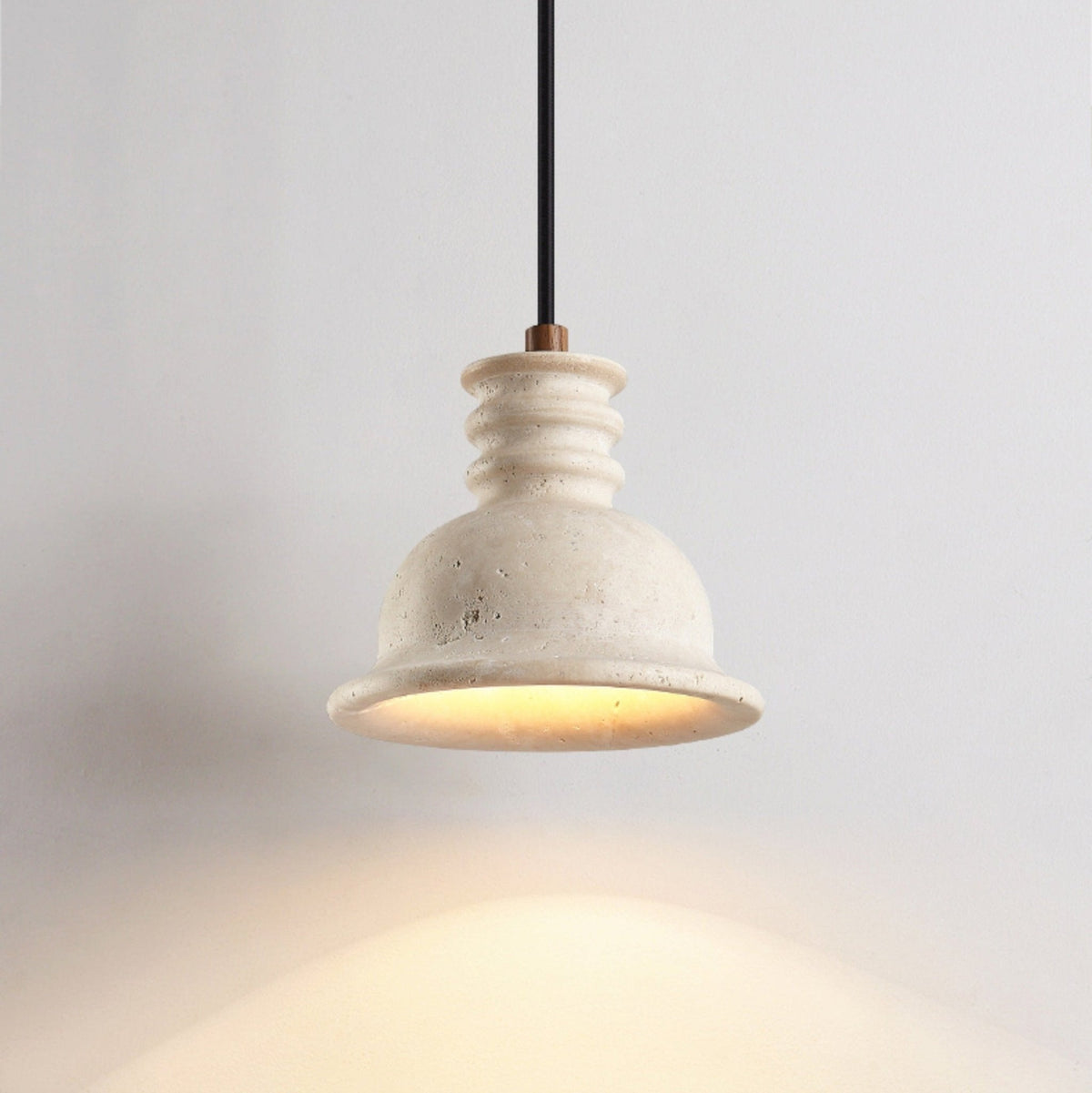Harrow Travertine Ribbed Dome -riippuvalaisin