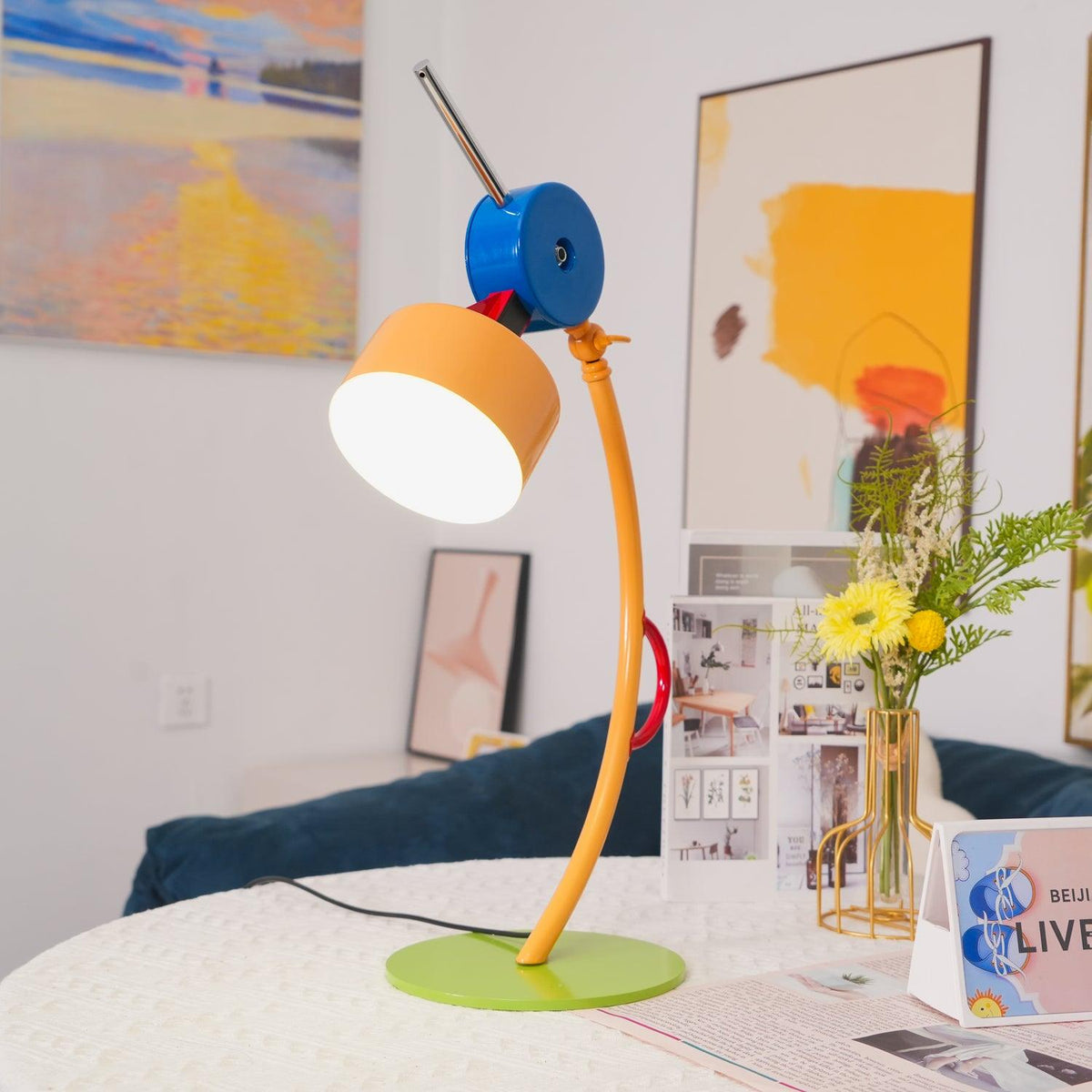 Niraneria kunstnerisk akrylbordlampe