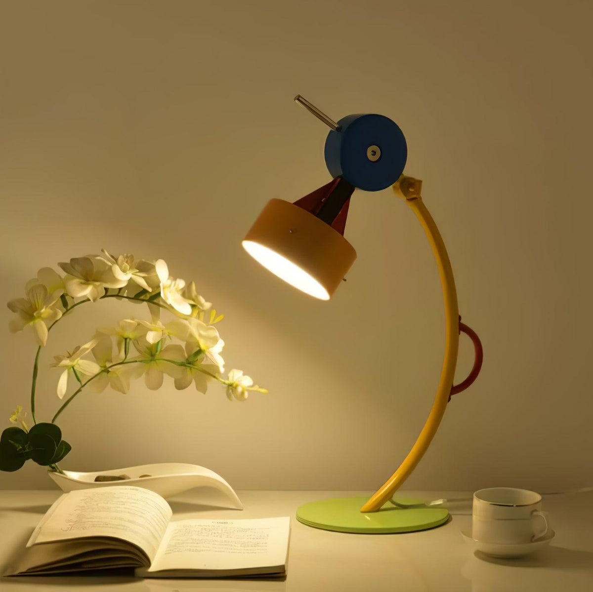 Niraneria kunstnerisk akrylbordlampe