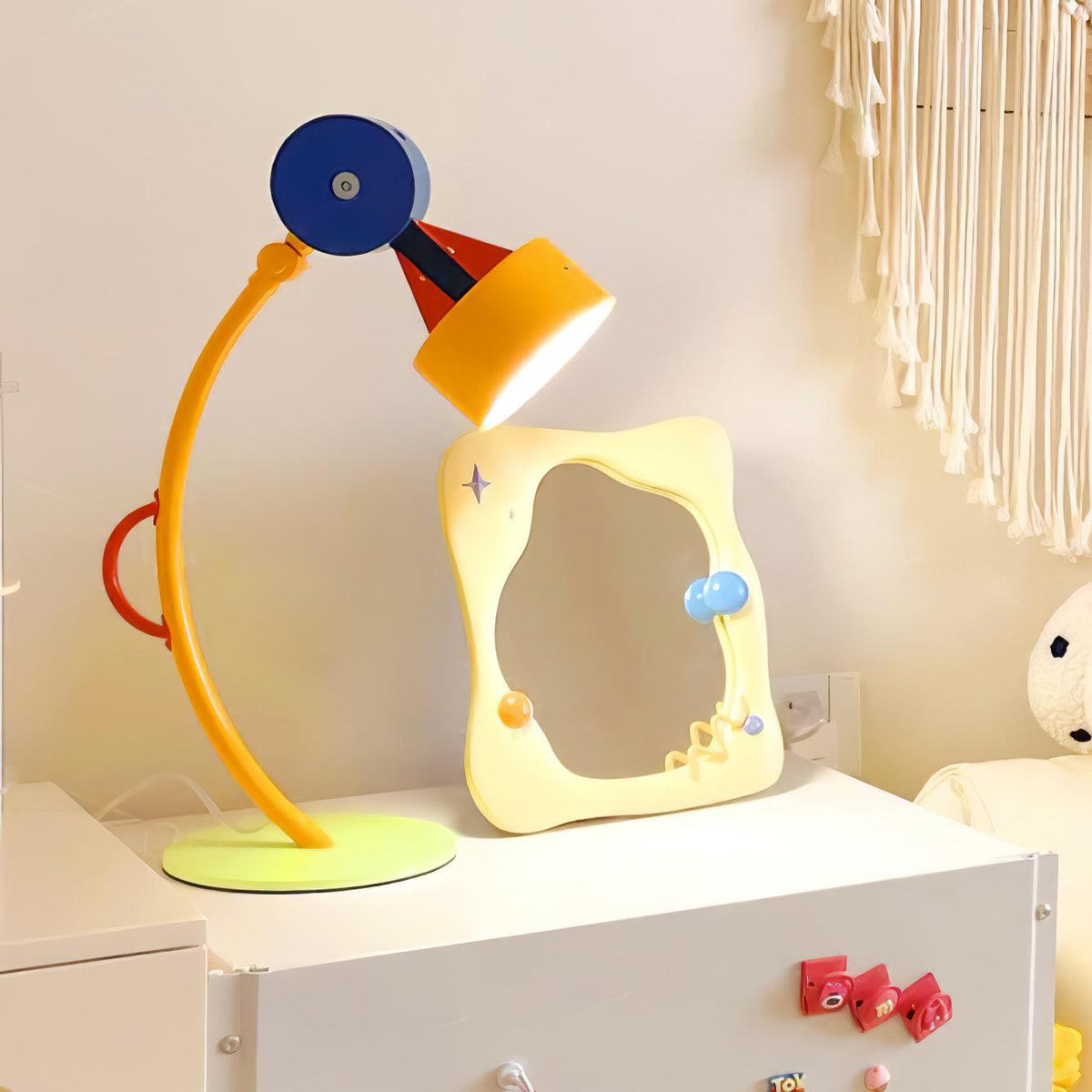 Niraneria kunstnerisk akrylbordlampe