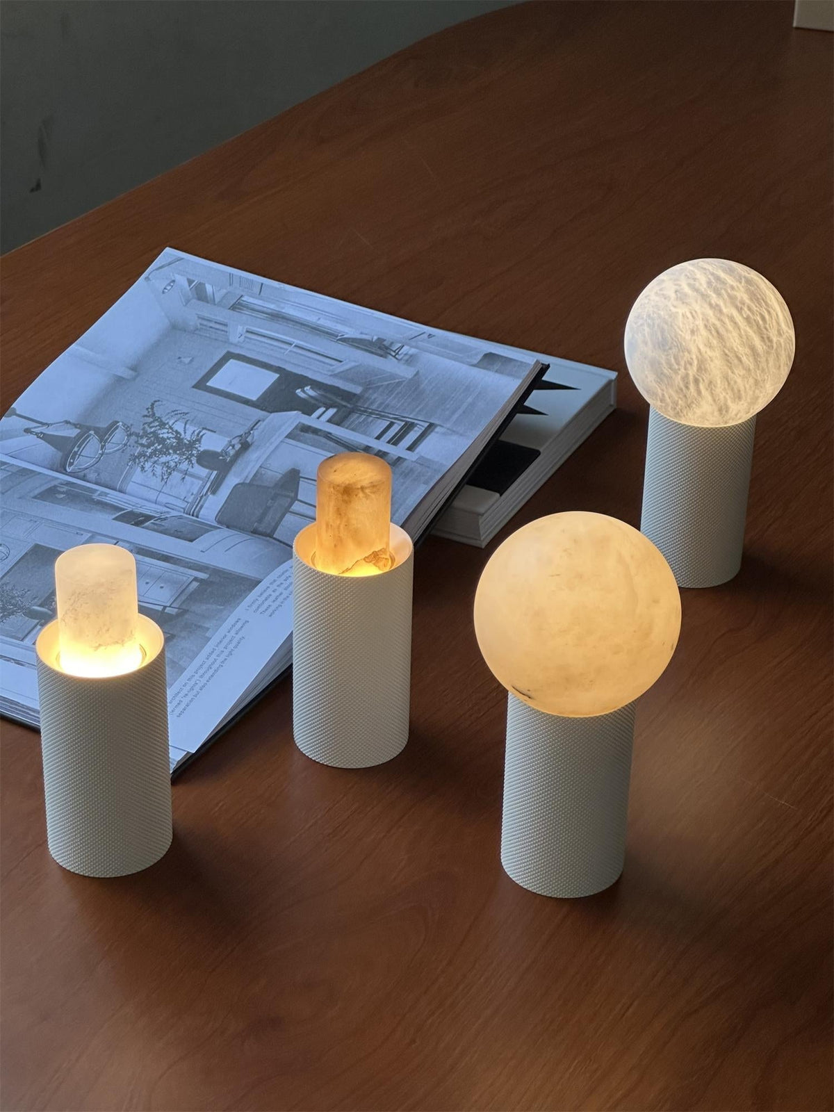Elaorine bordslampa (inbyggt batteri)