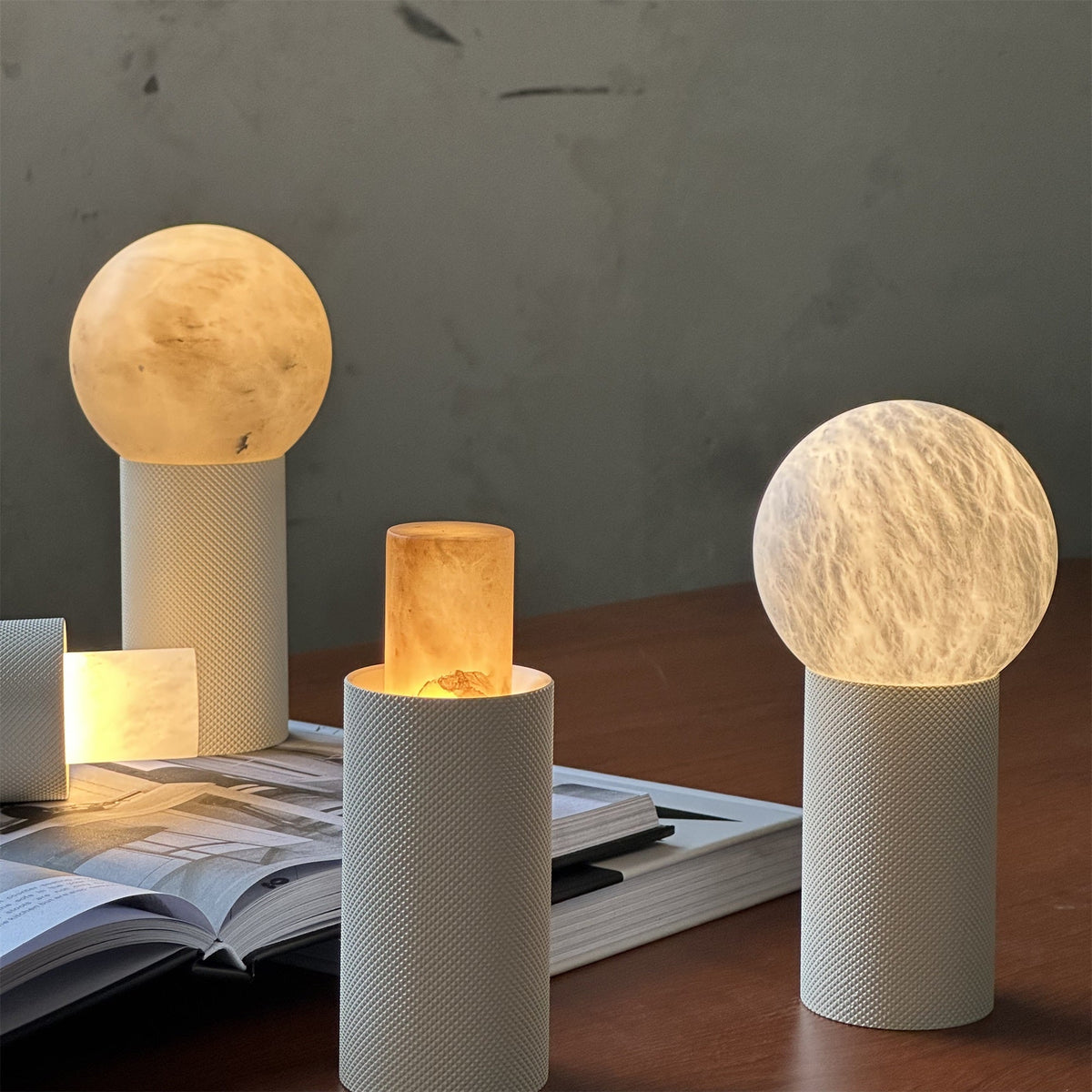 Elaorine bordslampa (inbyggt batteri)