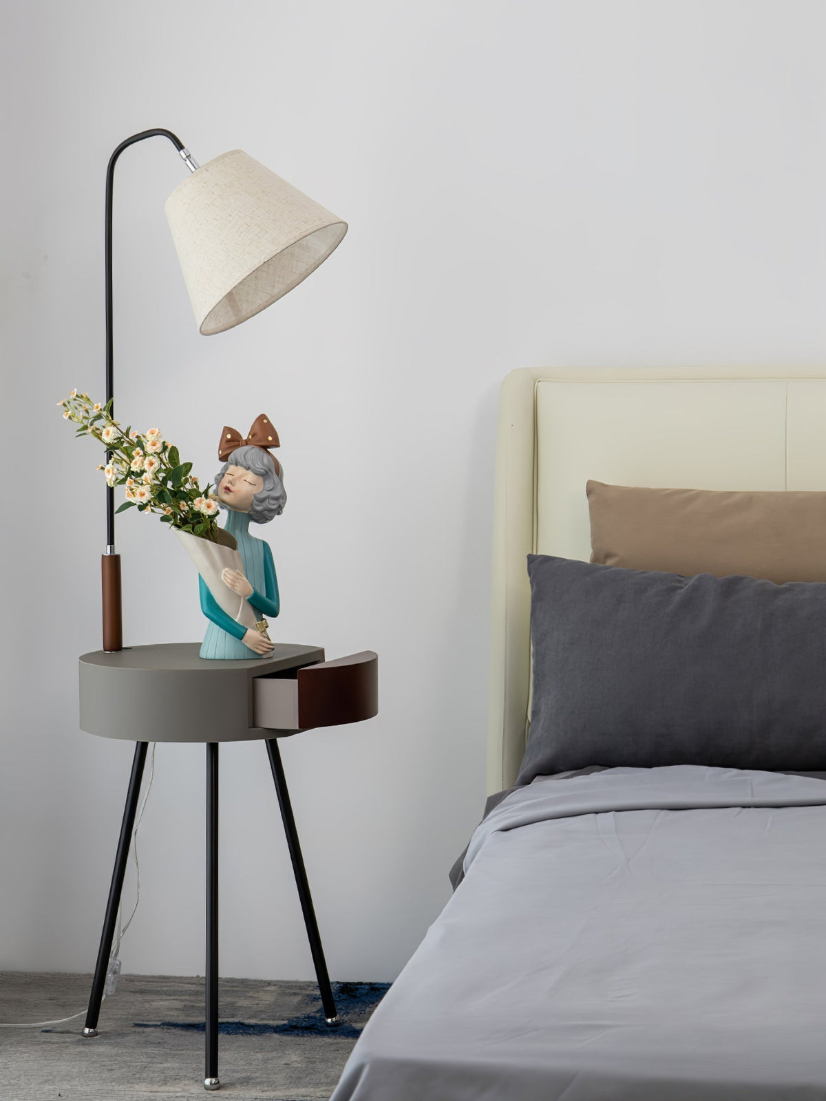 Lumo-gulvlampe i stof med treben