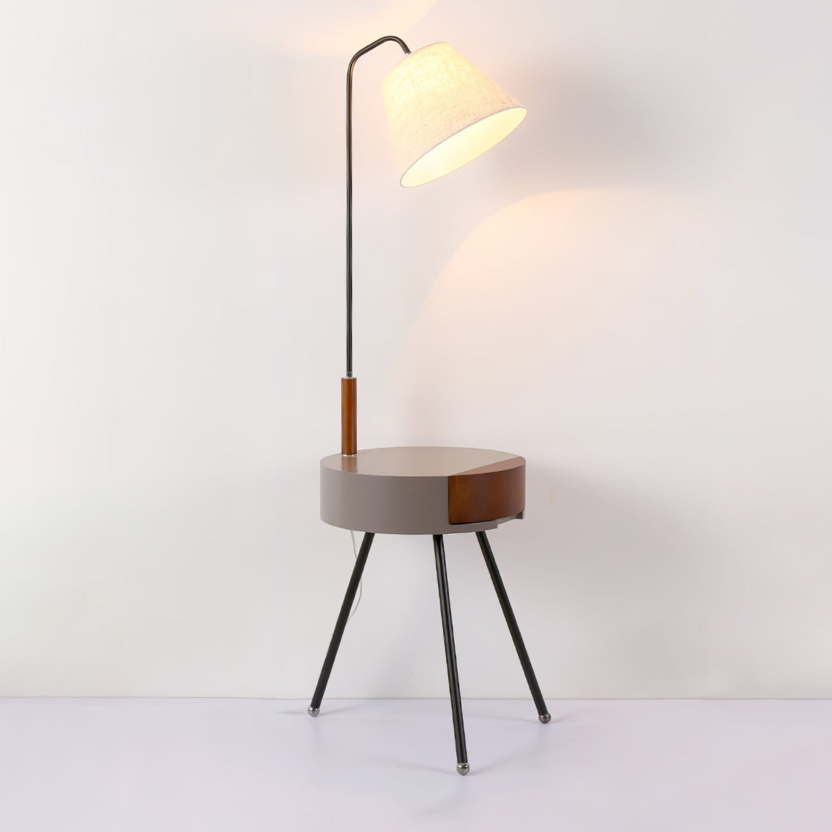 Lumo-gulvlampe i stof med treben