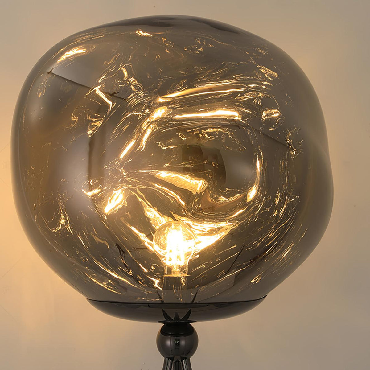 Renanira golvlampa