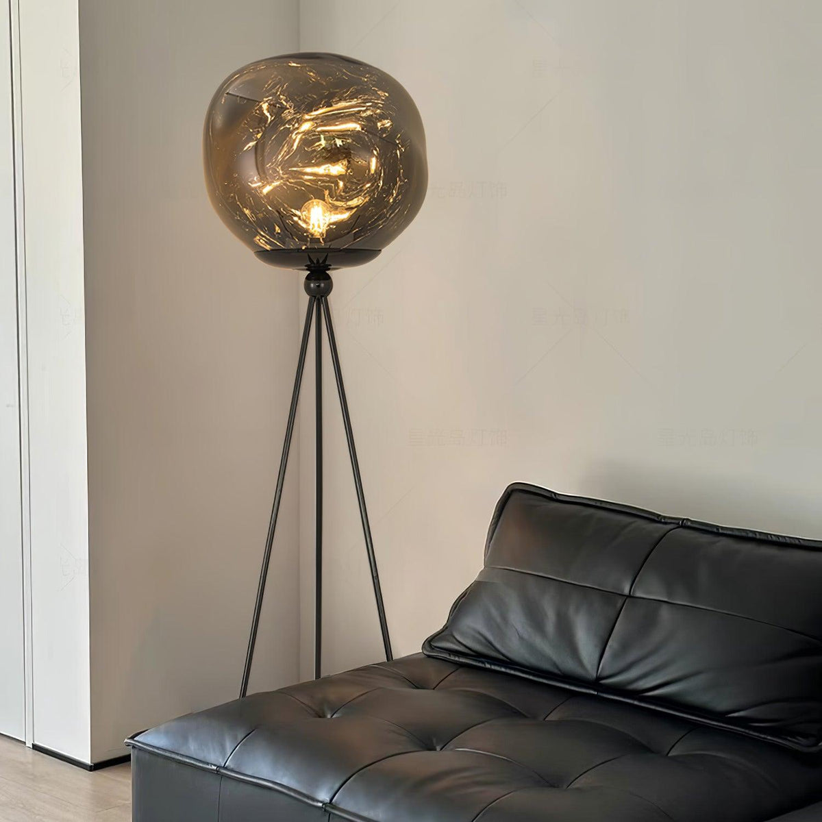 Renanira golvlampa