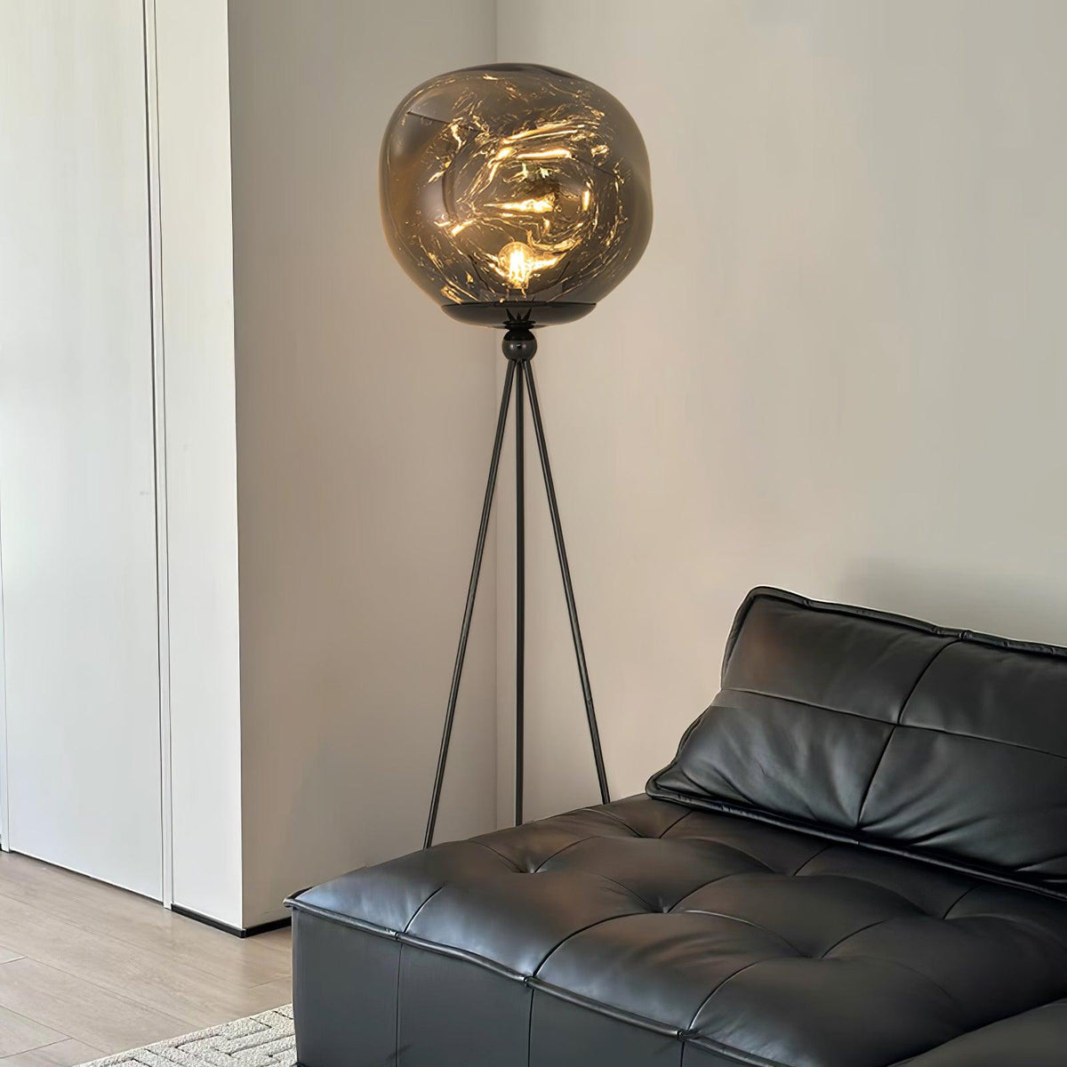 Renanira golvlampa
