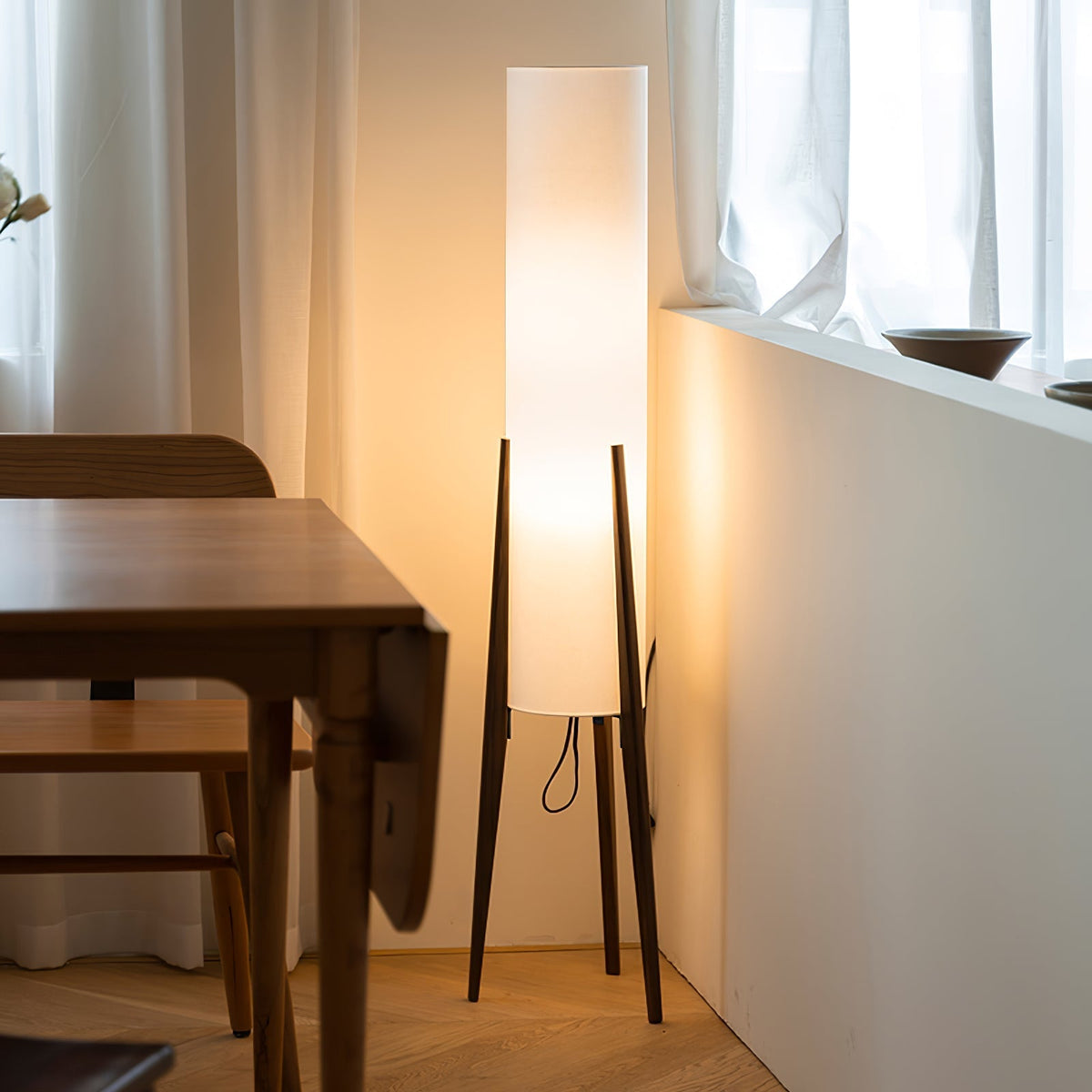 Triluxe Wood & Fabric Modern -lattiavalaisin