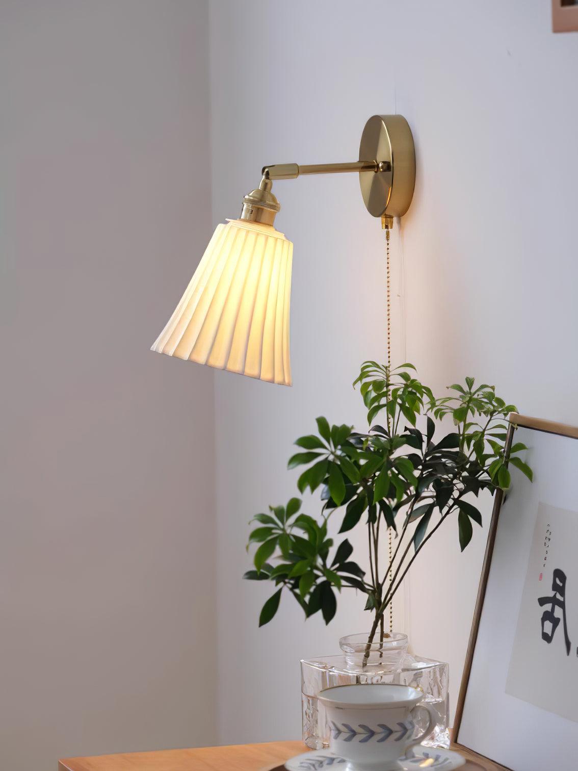 Nominex vintage vegglampi úr keramiki