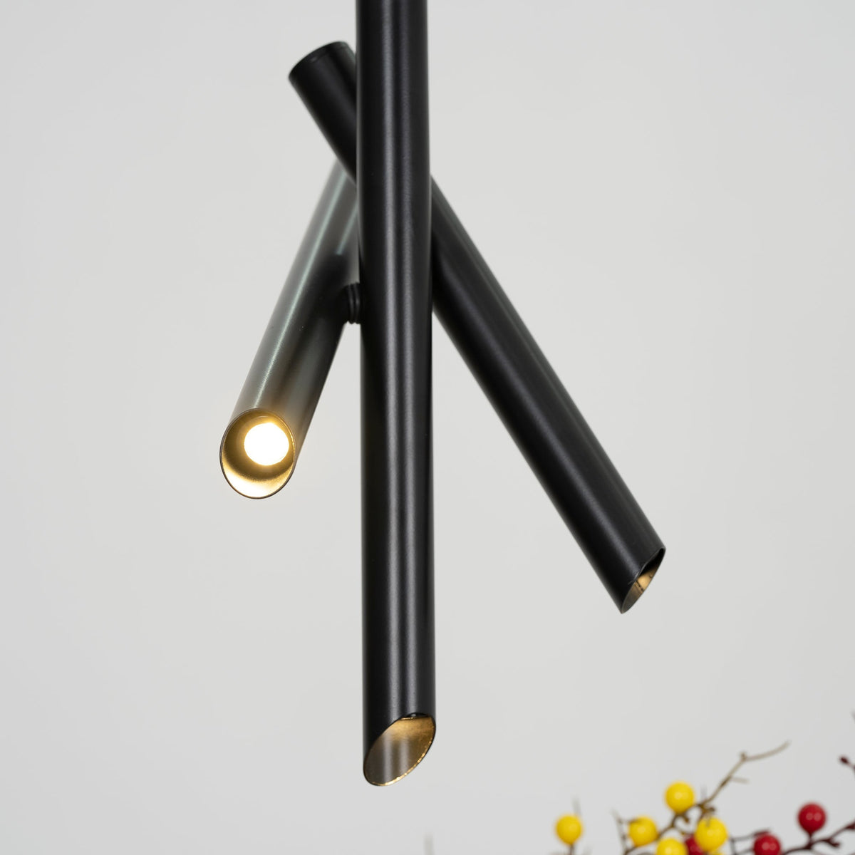 Erixon pendel med rør i aluminium, minimalistisk