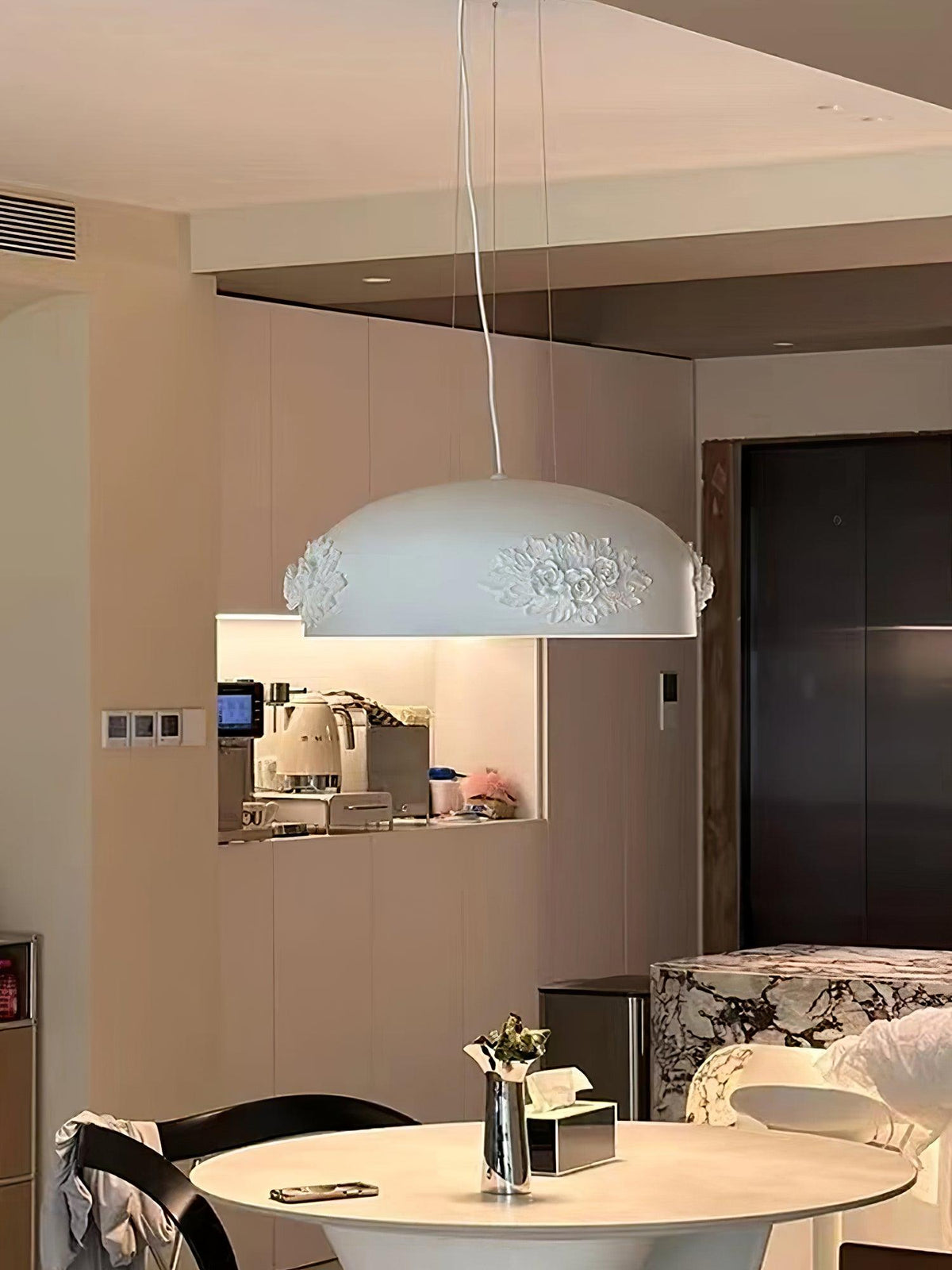 Vilaeos minimalistisk vägglampa i harts