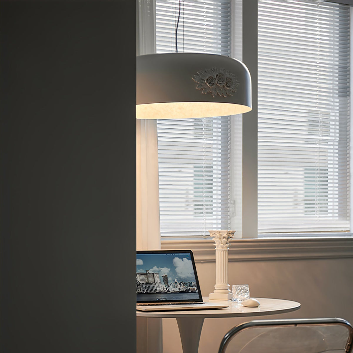 Vilaeos minimalistisk vägglampa i harts