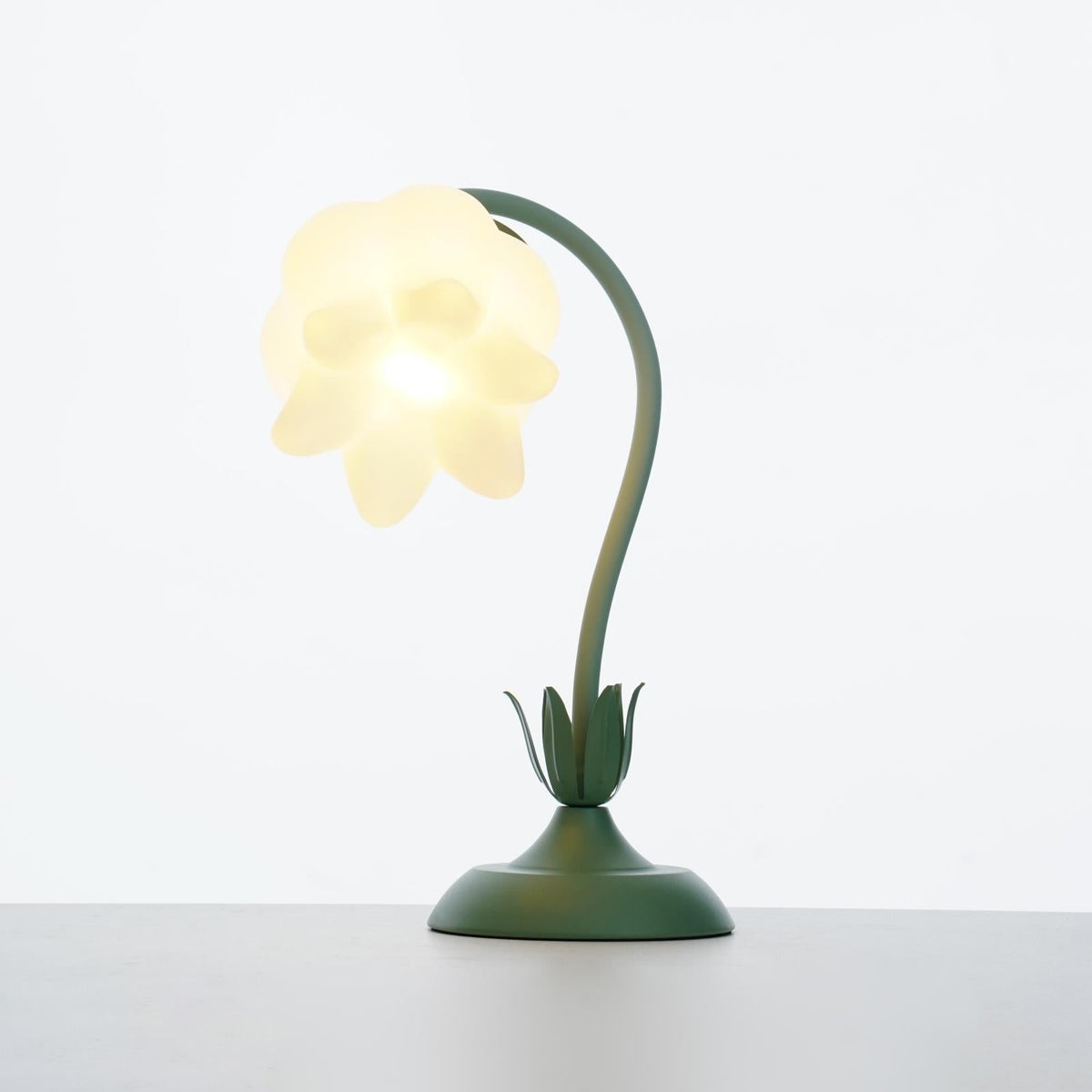 Lilian bordlampe