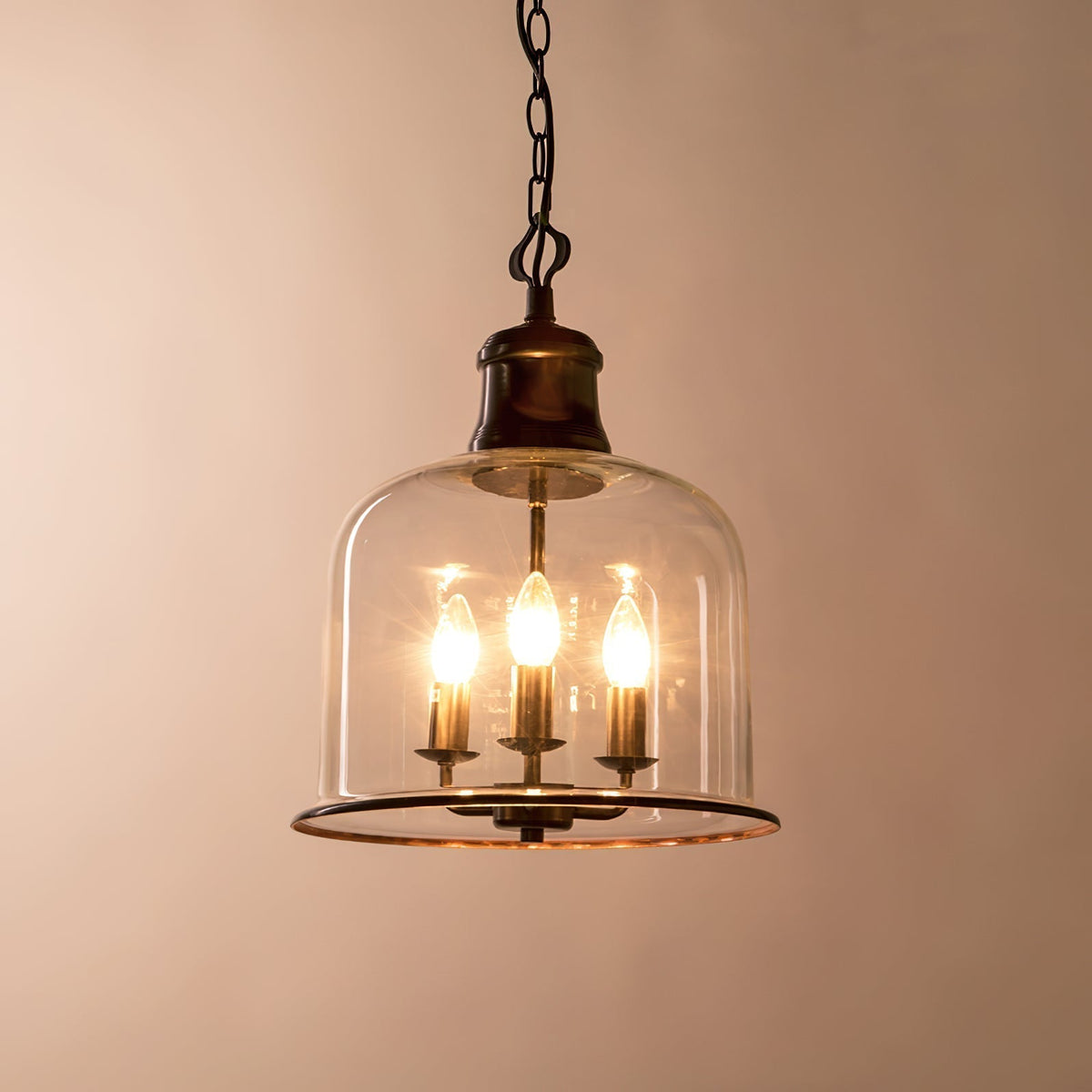 Celaniella vintage-pendel i glas med elegant udtryk