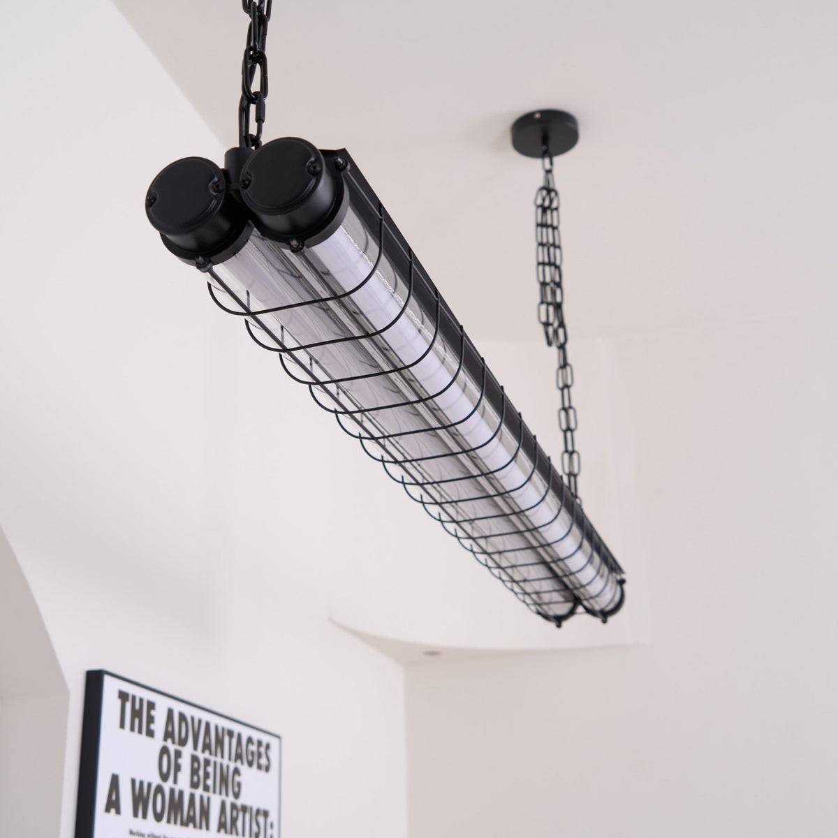 Candeeiro suspenso linear industrial Alaric