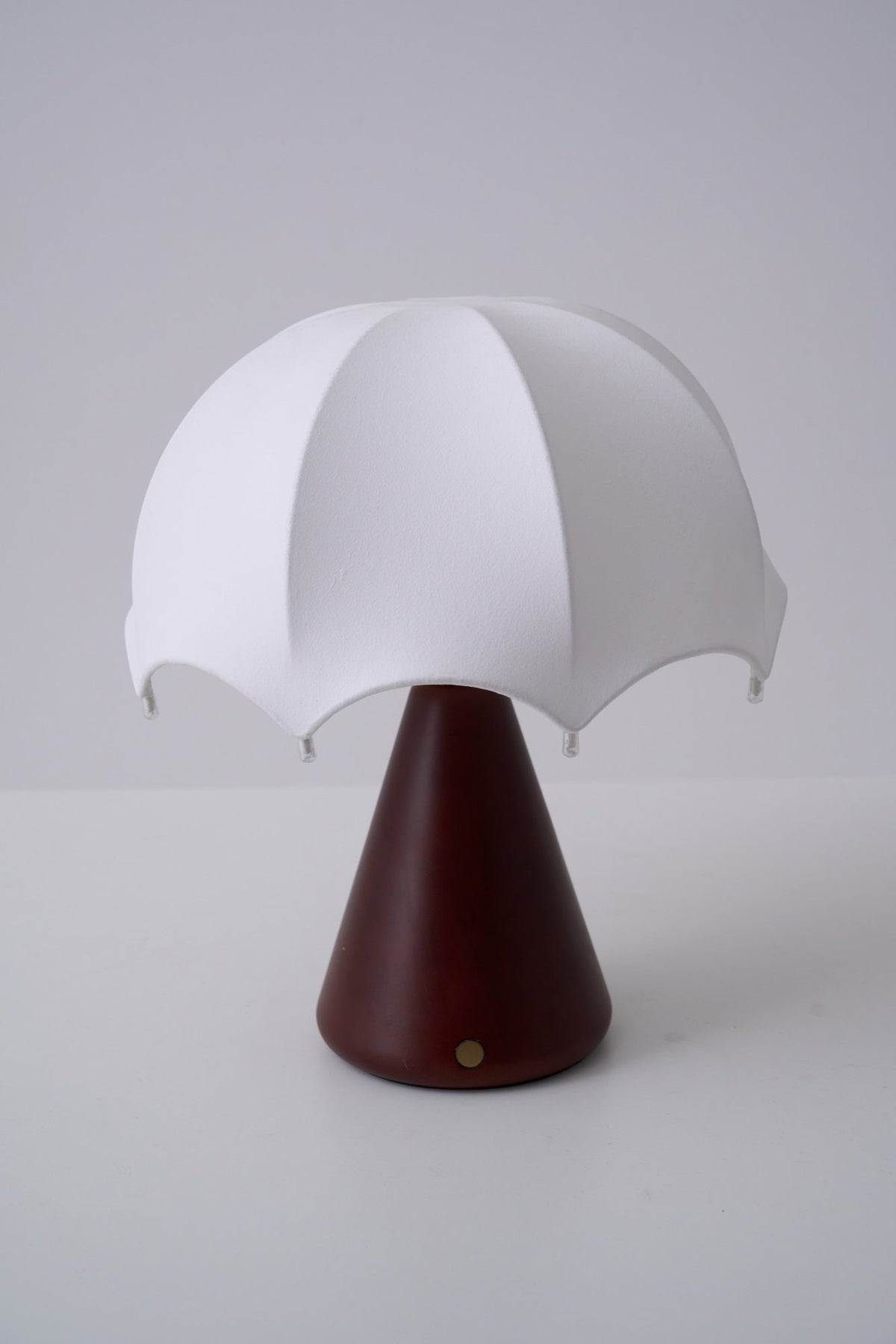 Parasol bordslampa i trä