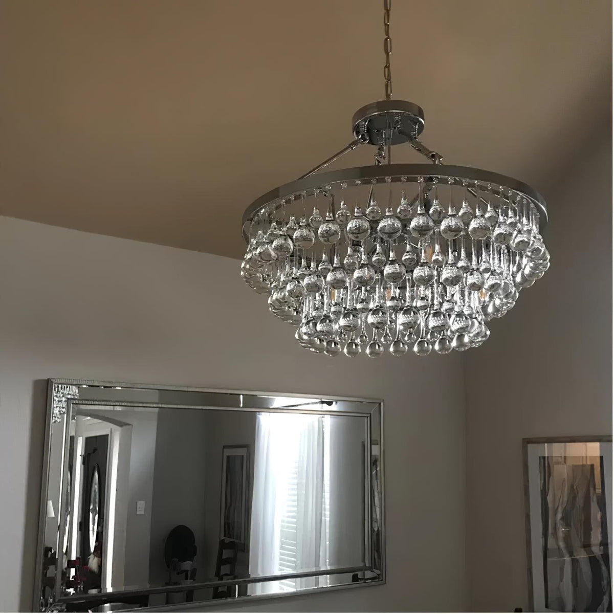 Candeeiro de teto suspenso de cristal luxuoso, único e escalonado Avelis pós-moderno