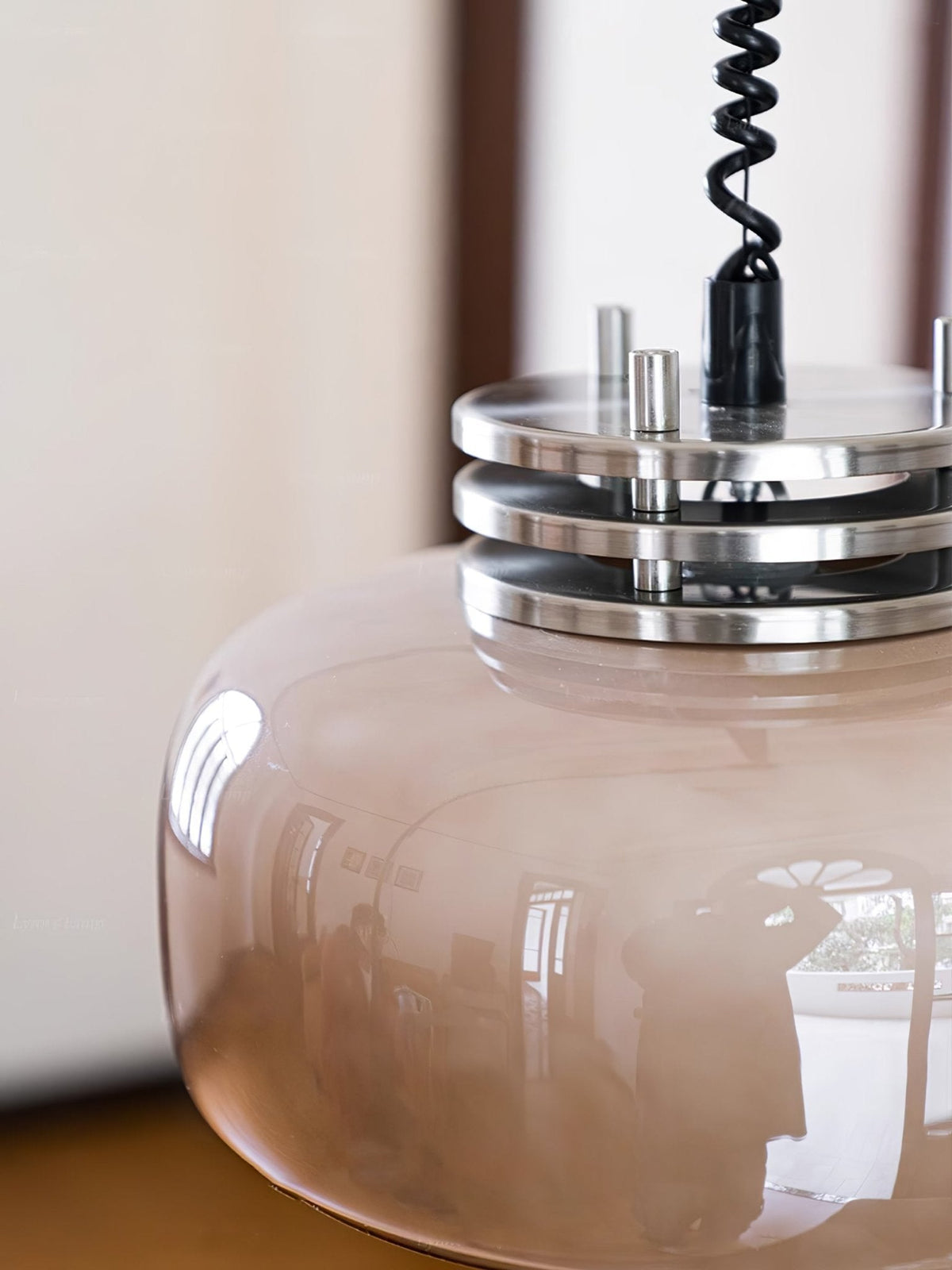 Quorin industriell pendellampa i glas