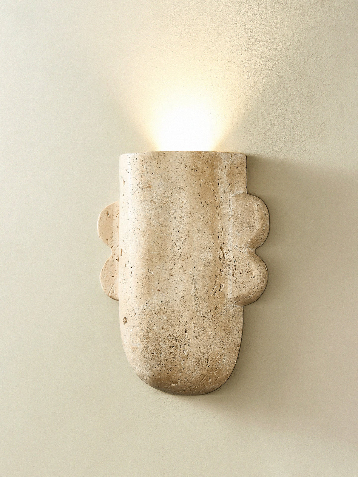 Viraisora vägglampa