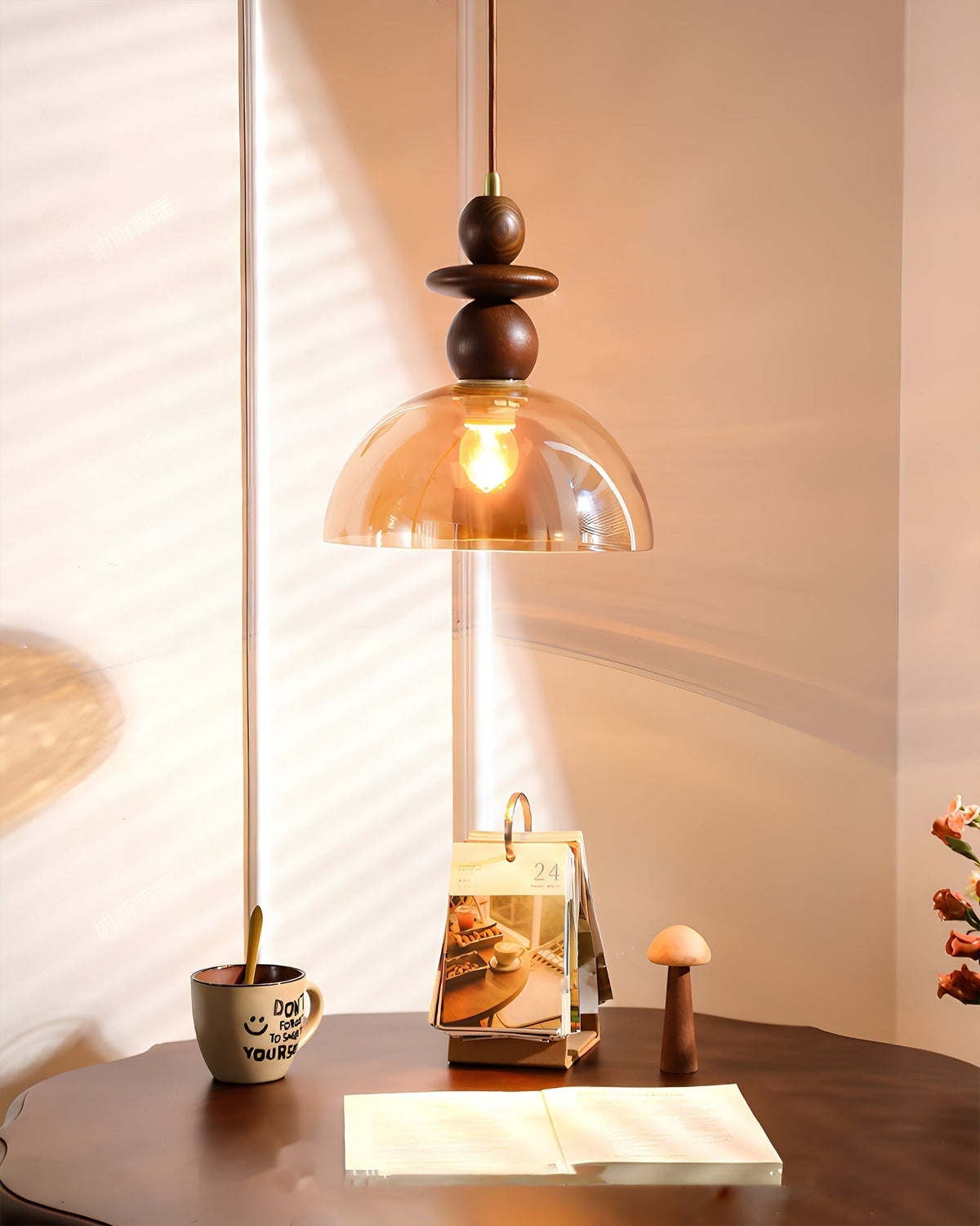 Eames-pendellampe