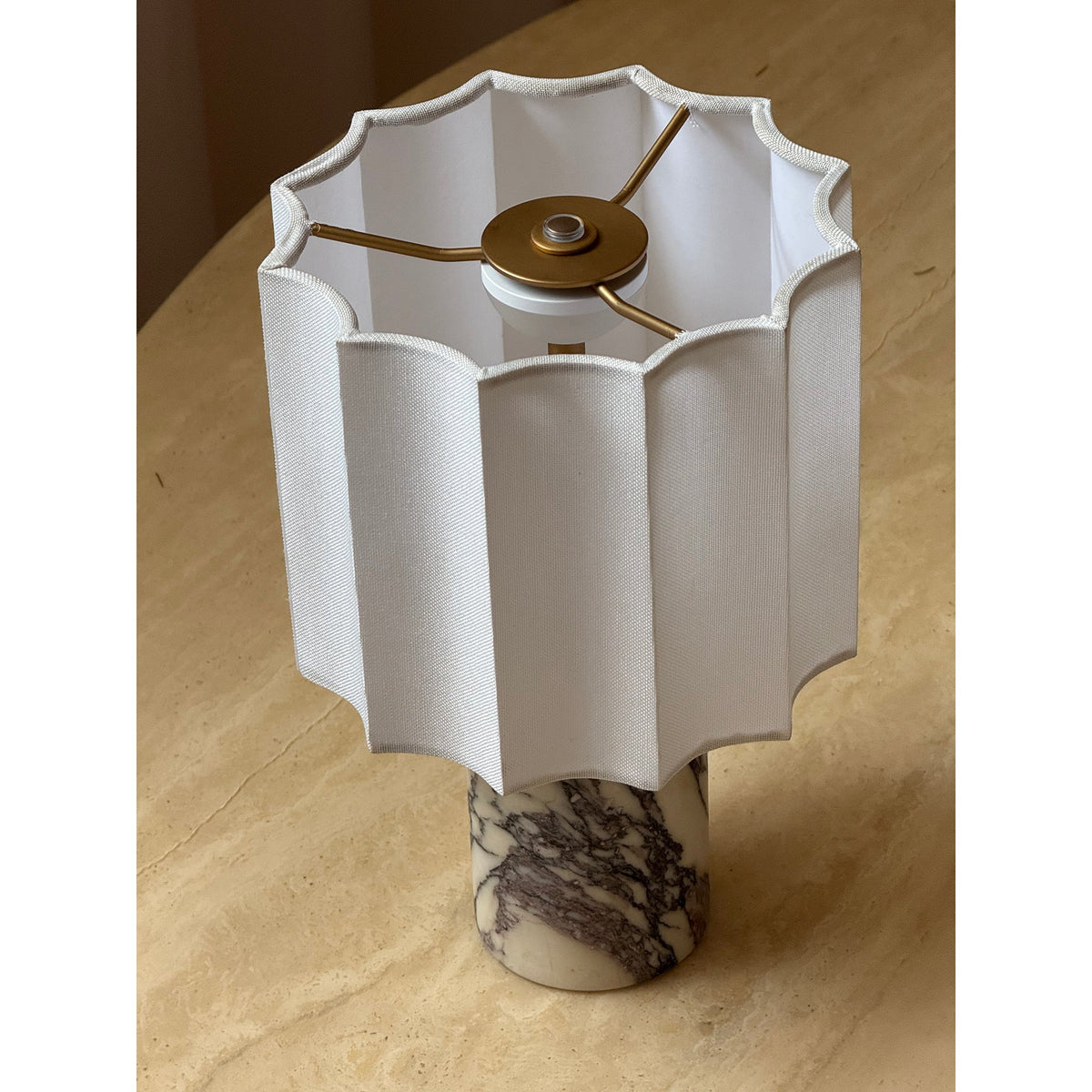 Candeeiro de mesa Selivella (bateria integrada)