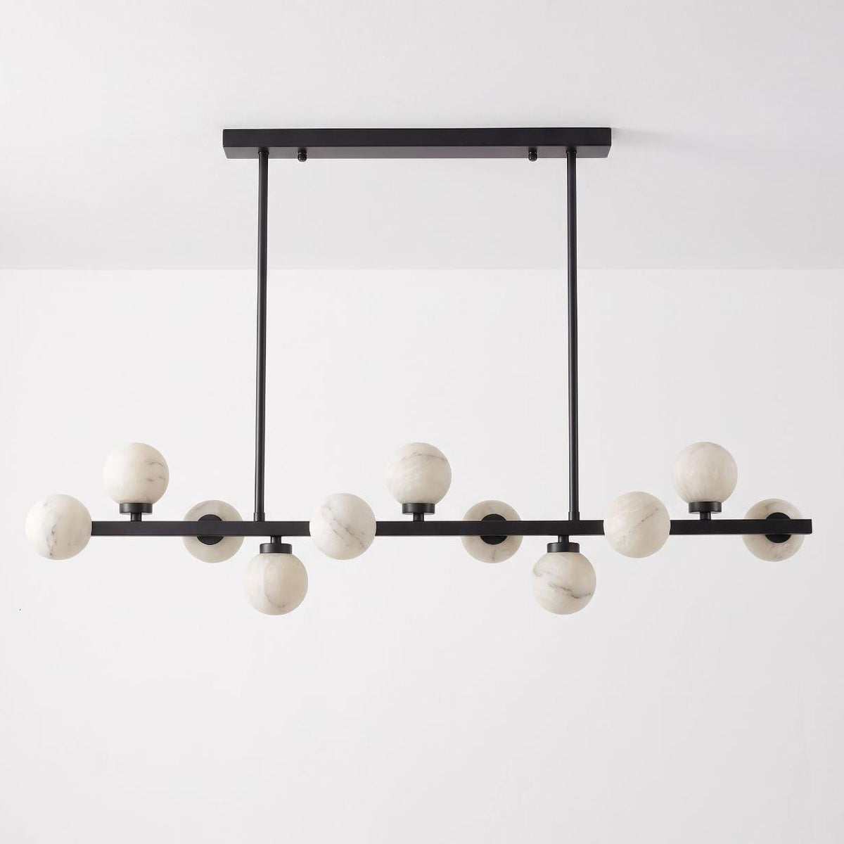 Candeeiro de lustre Yelford em alabastro