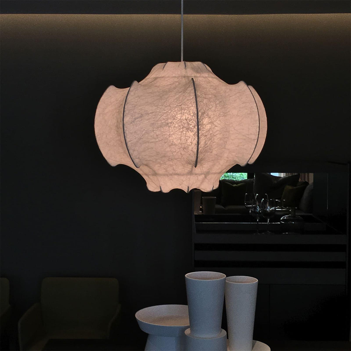 Candeeiro pendente Lotus minimalista em seda
