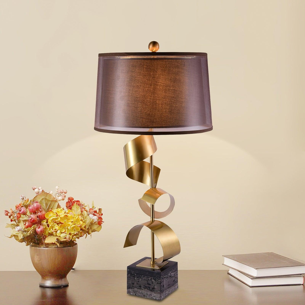 Seraph luksuriøs bordlampe i stof