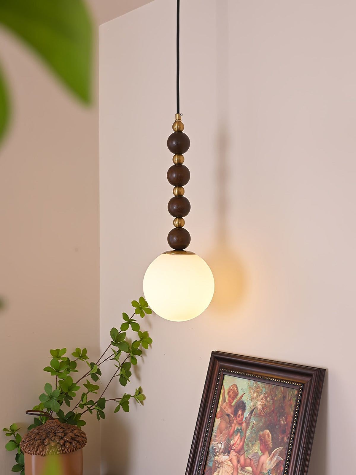 Golie minimalistisk pendellampa i trä