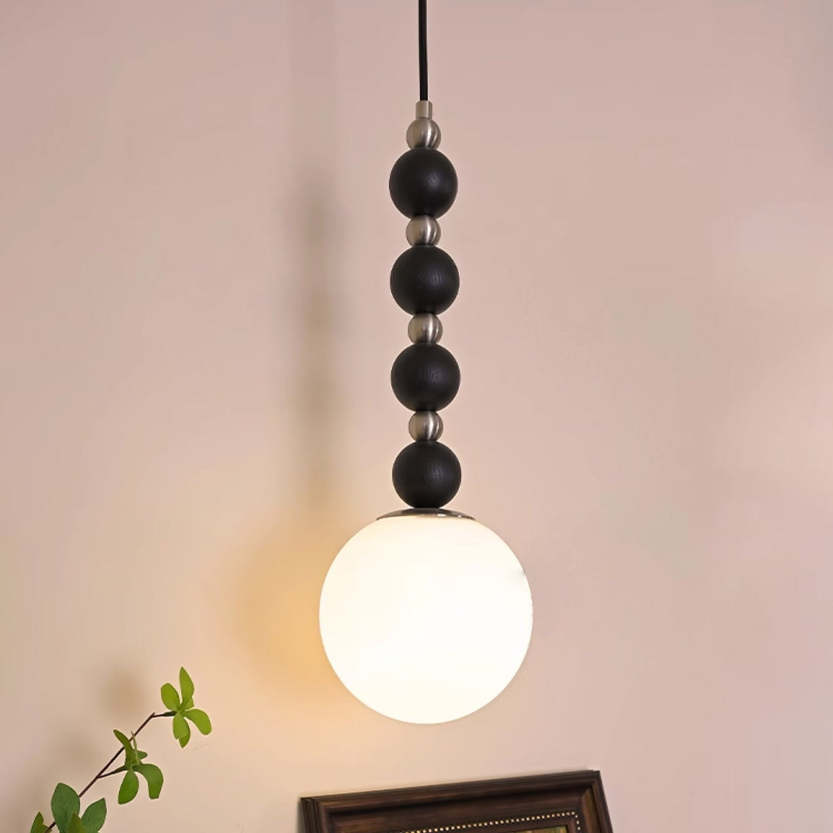 Golie minimalistisk pendellampa i trä