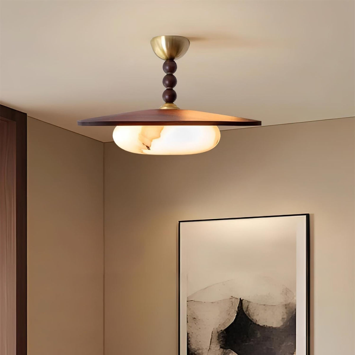 Muto loftslampe i valnøddefarve og hvid imitationalabast
