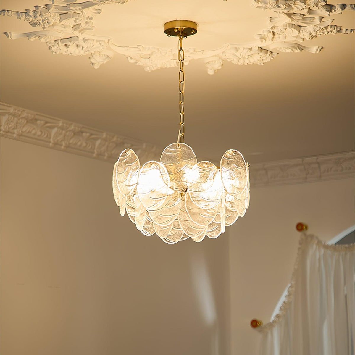 Lysekrone med glasskiver, metalstel, guldfinish, victoriansk