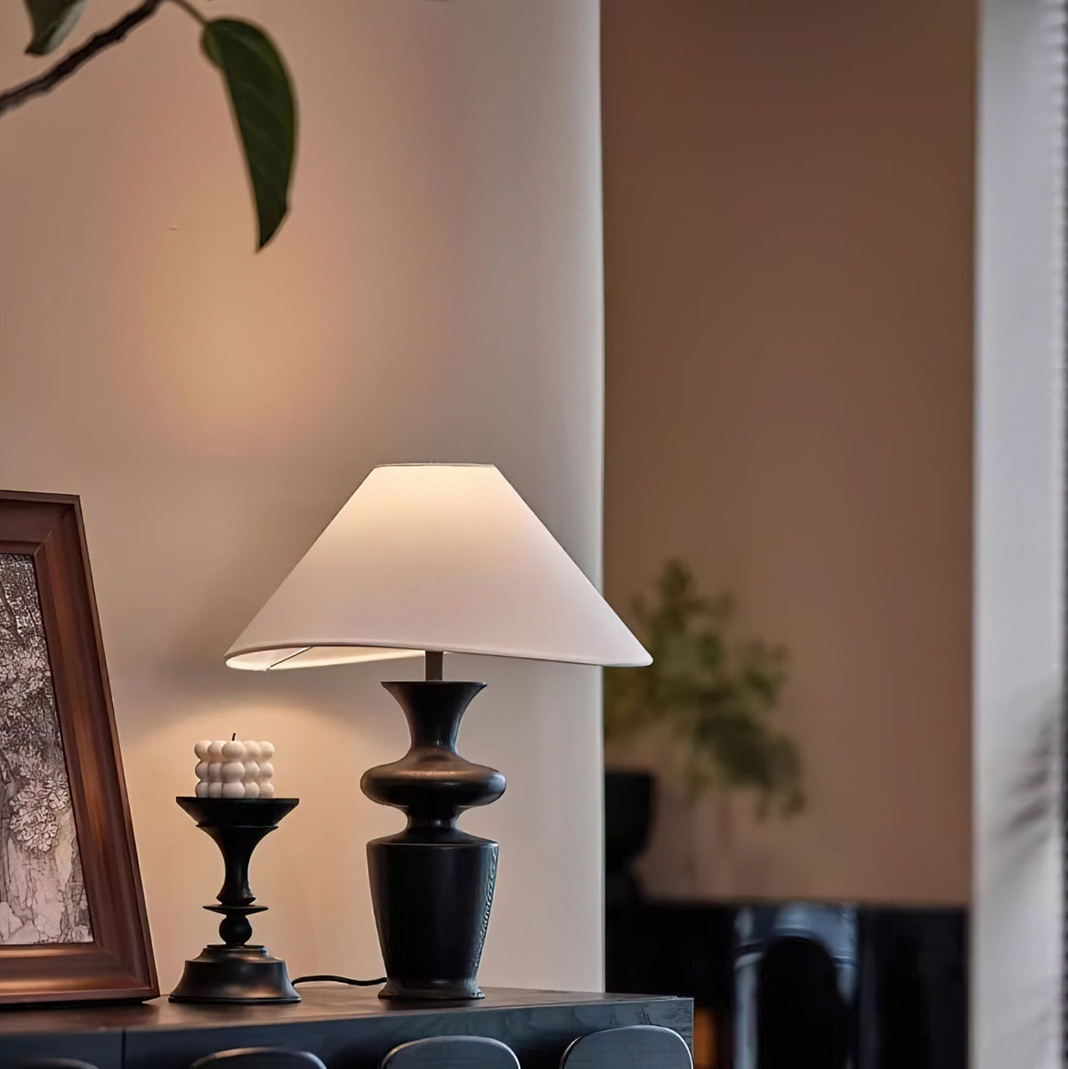Sylaleria minimalistisk bordlampe i træ