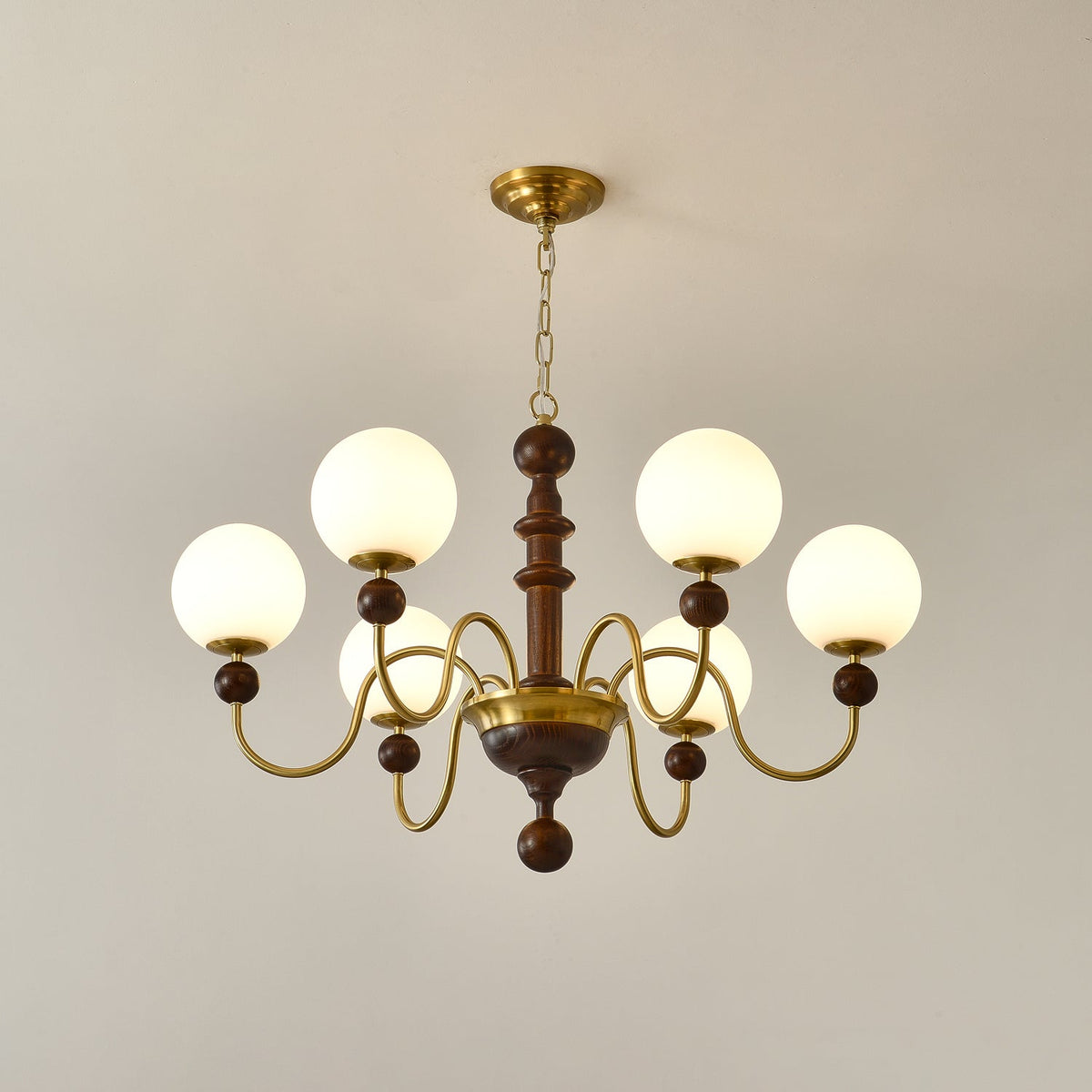 Lumirora vintage lysekrone med buet kugle