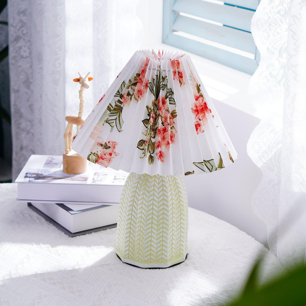 Candeeiro de mesa vintage em tecido Xenlor