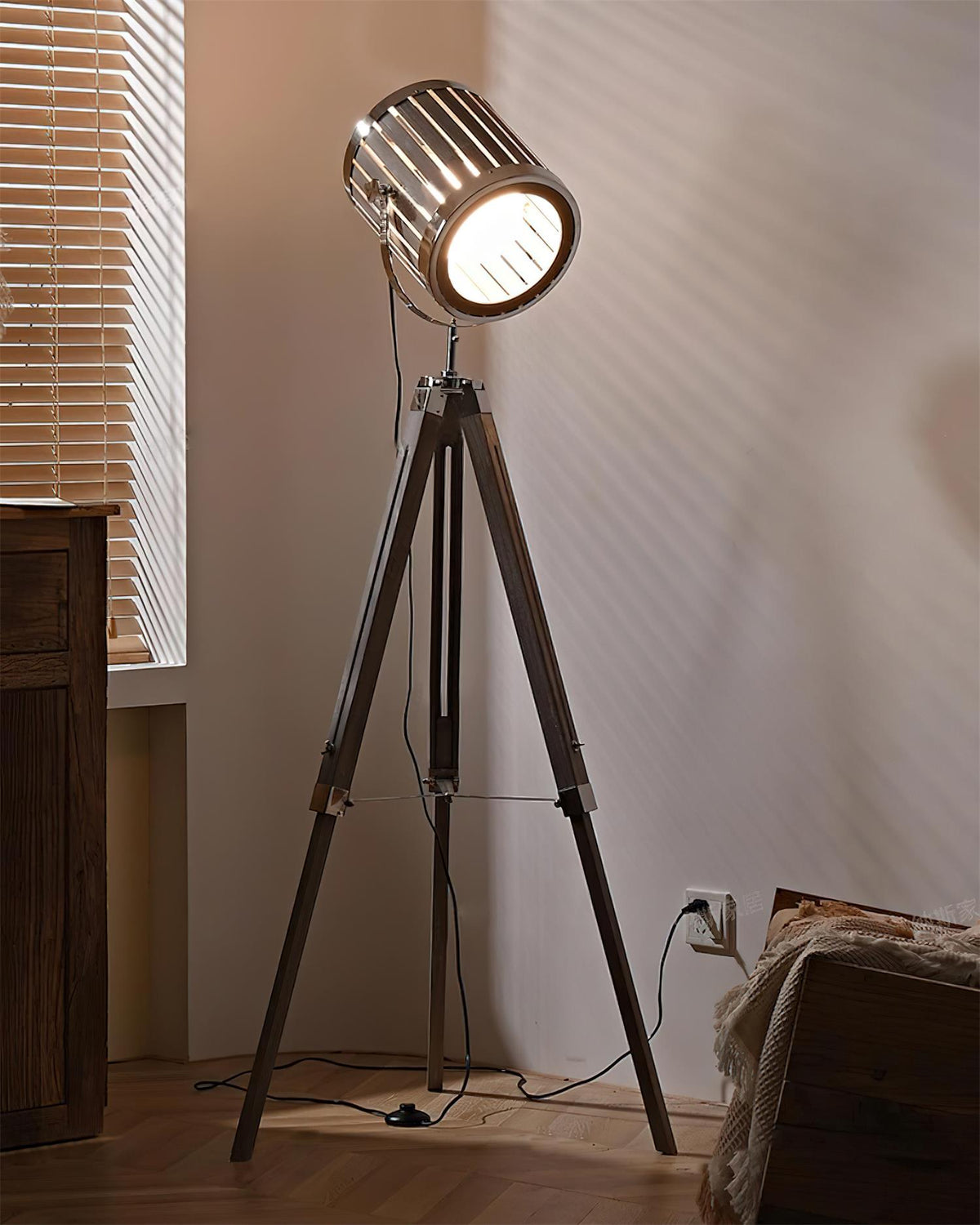 Lioroielle golvlampa