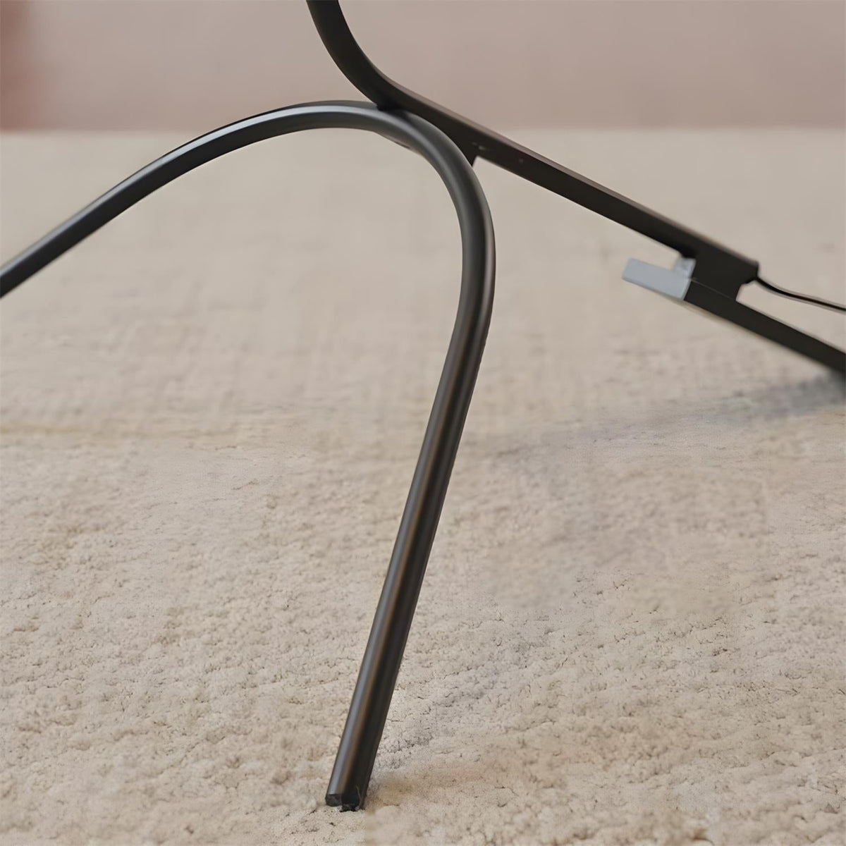 Liorinielle Curve Floor Lamp