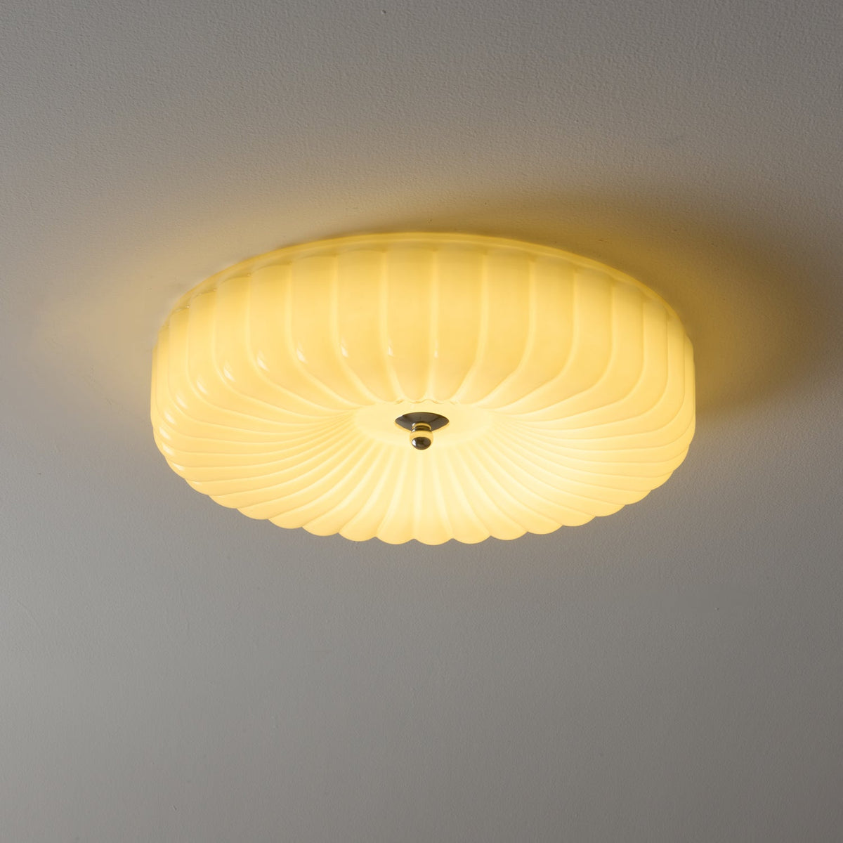 Rivoeon Solvane loftslampe med levende bølgemønster