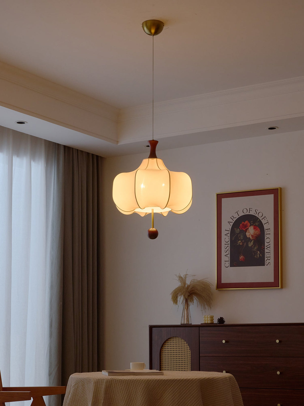 Venoryra premium elegant molnformad pendellampa i trä