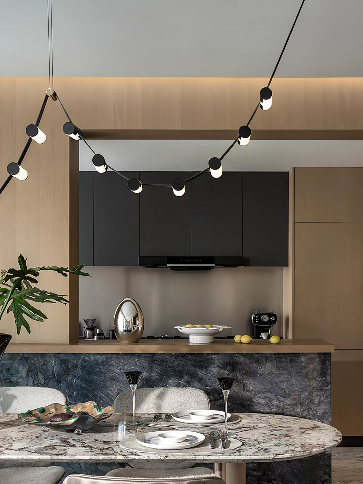 Flexura Modulaarinen kiskoriippuvalaisin