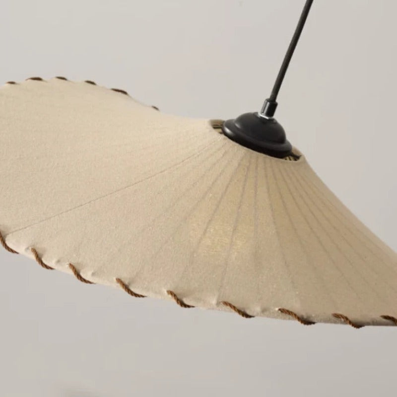 Avi Wabi-Sabi -retro LED-riippuvalaisin, kangas/metalli, ruokailu-/olohuone